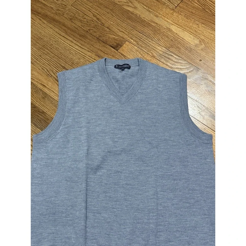 Hart Schaffner Marx Men Fine Merino Wool Gray V-Neck Vest Sz XL